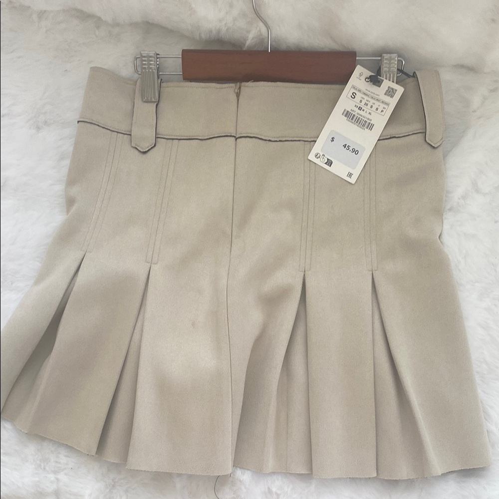 Zara tan Pleated Skater Mini Skirt